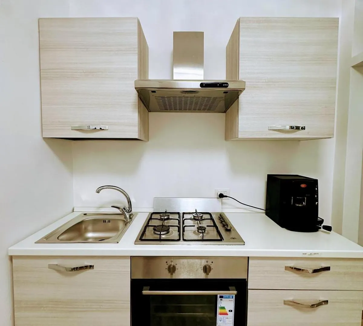 Centro Storico Stazione Aeroporto Wi-Fi&Selfcheck-In Apartment Palermo