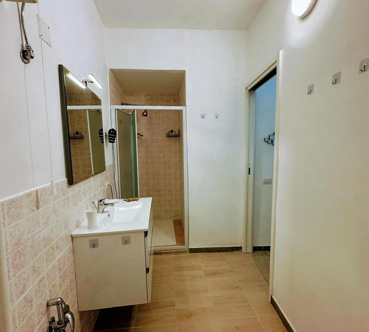 Centro Storico Stazione Aeroporto Wi-Fi&Selfcheck-In Apartment Palermo