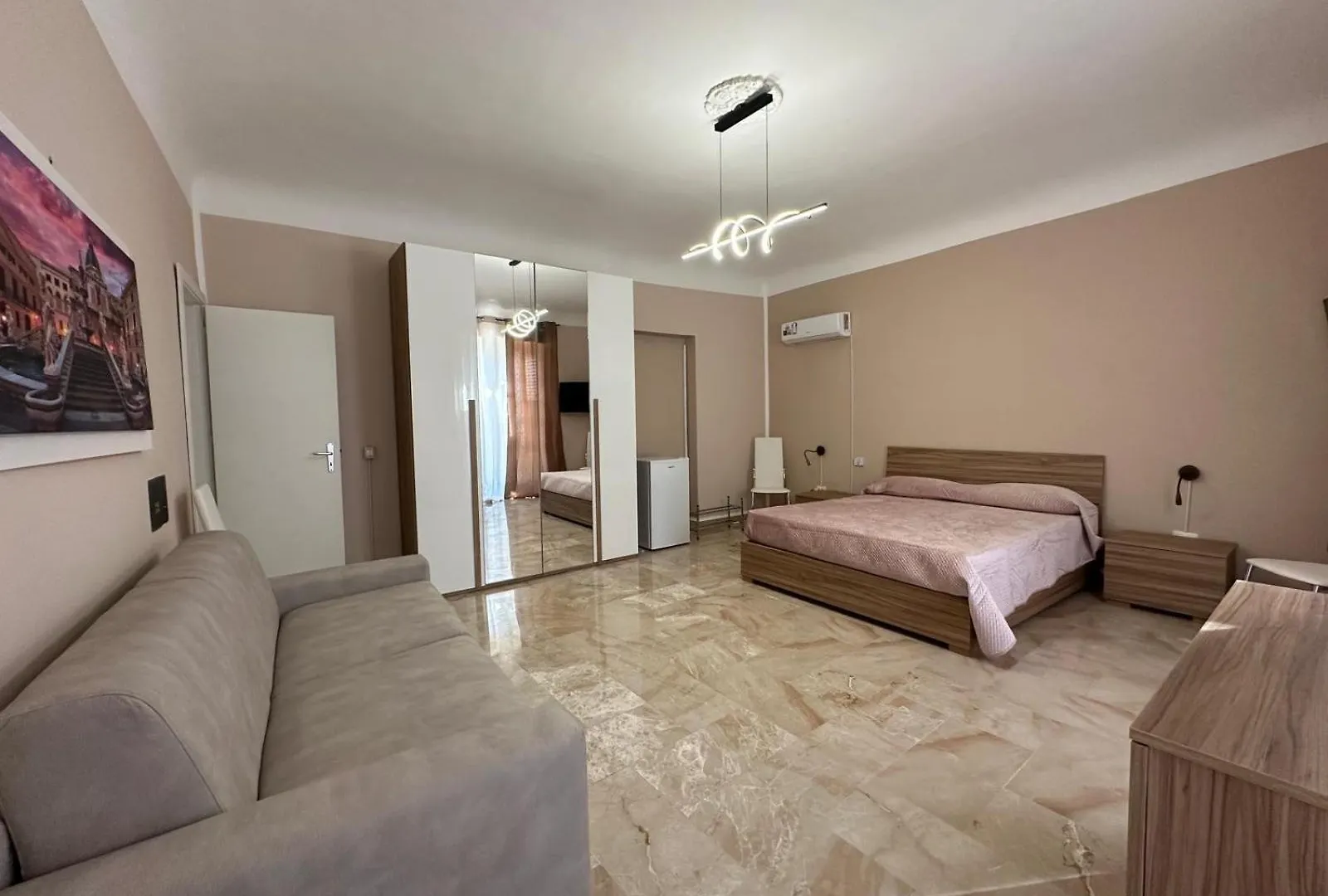 Centro Storico Stazione Aeroporto Wi-Fi&Selfcheck-In Lejlighed Palermo 0*,  Italien